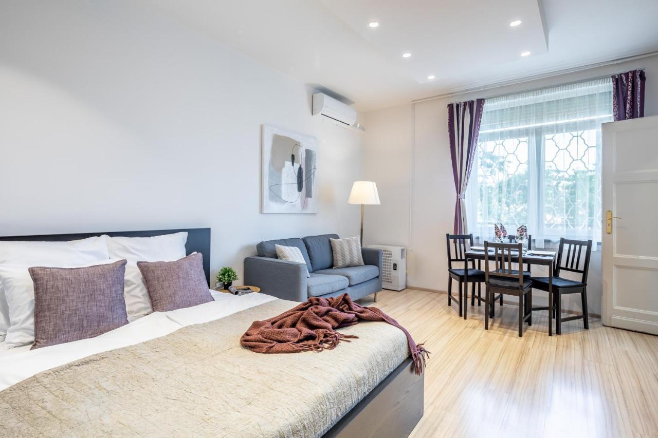 Two Bedroom In Jewish Quarter Apartament